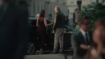 Reiss Bur­gundy Red Fri­da Bow-Back Jumpsuit worn by Sabine Louseau (Laetitia Eido) as seen in Liaison (S01E03)
