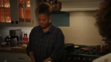 Chemise brodée Gucci Tartan Print portée par Robyn McCall (Queen Latifah) vue dans The Equalizer (S03E11)
