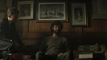 John Varvatos Ashe Slub Shirt worn by Joe Goldberg (Penn Badgley) as seen in You (S04E08)