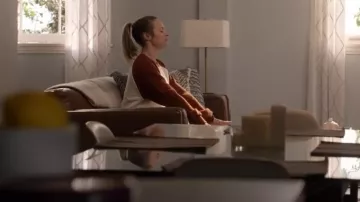 Madewell Colorbock Baseball Slub Terry Sweater porté par Maya Bishop (Danielle Savre) comme on le voit à Station 19 (S06E09)