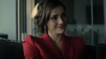 Mejuri Block Large Hoops usados por Kate Galvin (Charlotte Ritchie) como se ve en You (S04E10)