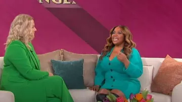 A.L.C. Nate Button Front Sweater Vestido usado por Sherri Shepherd visto en Sherri el 9 de marzo de 2023