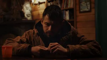 Carhartt Duck Ac­tive Jack­et worn by Jimmy (David Castañeda) as seen in Poker Face (S01E09)