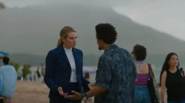 A.L.C. Ansel Top In Off White usado por Kate Whistler (Tori Anderson) como se ve en NCIS: Hawai'i (S02E16)