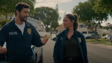 Ceinture Rag & Bone Boyfriend portée par Jane Tennant (Vanessa Minnillo) comme on le voit dans NCIS: Hawai’i (S02E16)