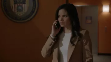 Suéter Babaton James usado por Jessica Knight (Katrina Law) como se ve en NCIS (S20E16)