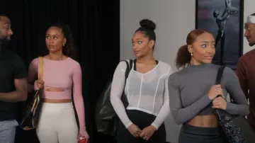 Forever 21 Active Mesh Netted Top porté par Tootie (Taylor Polidore) comme on le voit dans All American: Homecoming (S02E13)