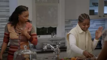 Ulla johnson Medina Jacquard-knit Cardigan usado por Grace James (Karimah Westbrook) como se ve en All American (S05E13)