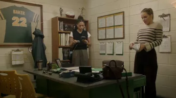 Mini sac sacoche de marque J.Crew porté par Laura Fine-Baker (Monet Mazur) vu dans All American (S05E13)