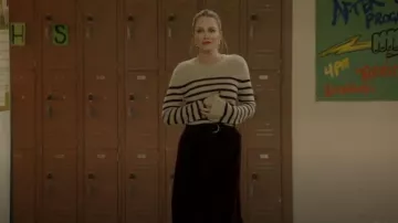Ulla Johnson Nico Pantalones de pana de pierna ancha usados por Laura Fine-Baker (Monet Mazur) como se ve en All American (S05E13)