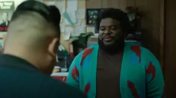 Zara Ab­stract Jacquard Cardi­gan worn by Hudson (Jonathan Langdon) as seen in Run The Burbs (S02E07)