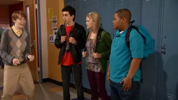 Jansport HyperBreak Backpack Blue usada por Eddie Jones (Alex Jones) como se ve en Kickin' It (S01E02)