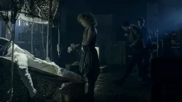 Bottes Criollo de la Toussaint portées par River Song (Alex Kingston) comme on le voit dans Doctor Who (S06E02)