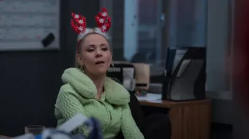 House Of Sunny Is­land Peg­gy Cardi­gan worn by Keeley Jones (Juno Temple) as seen in Ted Lasso (S02E04)