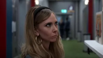 Jennifer Zeuner Jewelry Lou Medi­um Hoop Ear­rings worn by Keeley Jones (Juno Temple) as seen in Ted Lasso (S02E05)