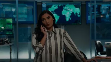 Victoria Beckham Reg­u­lar-Fit Striped Cot­ton Shirt worn by Siya Malik (Anya Banerjee) as seen in The Blacklist (S10E04)