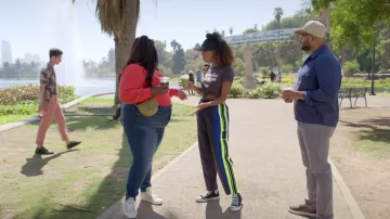 Converse Chuck Taylor All Star High Top Sneakers portés par Fay (Grasie Mercedes) comme on le voit dans Grand Crew (S02E03)