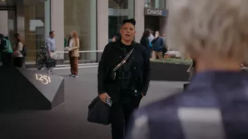 1017 ALYX 9SM Black Metal Buckle 1 Track Pantalones usados por Che Diaz (Sara Ramirez) como se ve en And Just Like That... (S01E08)