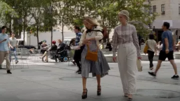 Manolo Blahnik Bb Pompe en cuir 70mm portée par Miranda Hobbes (Cynthia Nixon) comme on le voit dans And Just Like That... (S01E03)