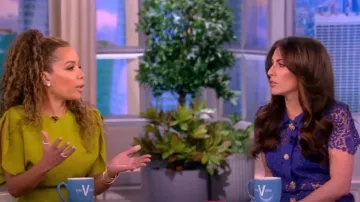 Victoria Beckham Short-sleeve Gathered-detail Dress worn by Sunny Hostin as seen in The View on March 20, 2023