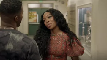 Ulla Johnson Anie Floral Print Cropped Blouse portée par Kia (Asjha Cooper) vue dans All American (S05E14)