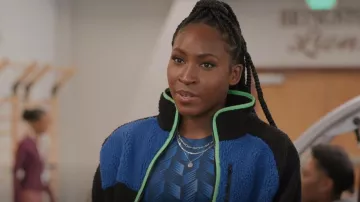 New Balance Shape Shield Printed Crop Bra usado por Coco Gauff como se ve en All American: Homecoming (S02E14)