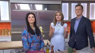 Xirena Anastasia Vestido floral usado por Katie Lee como se ve en Today on March 20, 2023