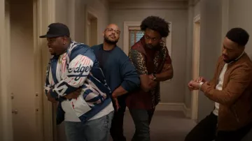 AllSaints Kemble Jacket porté par Anthony (Aaron Jennings) vu dans Grand Crew (S02E03)