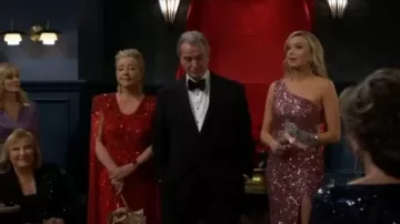 Robe à paillettes à une épaule La Femme portée par Abby Newman (Melissa Ordway) vue dans The Young and the Restless le 23 mars 2023