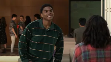 Obey Fete Velour Stripe LS Polo porté par John Diggle (David Ramsey) vu dans Superman & Lois (S03E02)