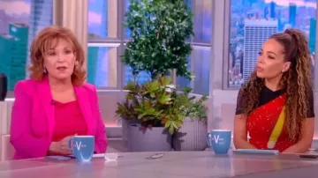Theory Etiennette Blazer de lana usado por Joy Behar como se ve en The View el 22 de marzo de 2023