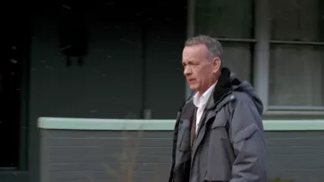 Jacket in grey worn by Otto (Tom Hanks) in A Man Called Otto movie