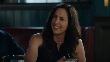 Gorjana Mini Parker Necklace worn by Kate Foster (Catherine Reitman) as seen in Workin' Moms (S07E10)
