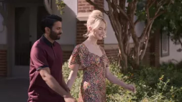 Topshop Satin Ruched Sweatheart Midi Dress In Ditsy Floral worn by Rachel (Alyson Gorske) as seen in Shrinking (S01E10)