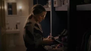 Intimissimi Daniela Pretty Flowers Balconette Bra porté par Carrie Bradshaw (Sarah Jessica Parker) comme on le voit dans And Just Like That... (S01E09)