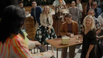 Oscar de la Renta Custom Magnolia Dress worn by Carrie Bradshaw (Sarah Jessica Parker) as seen in And Just Like That… (S01E10)