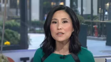 Nanette Lepore Robe en pierre de lune portée par Vicky Nguyen comme vu dans Aujourd’hui le 23 mars 2023