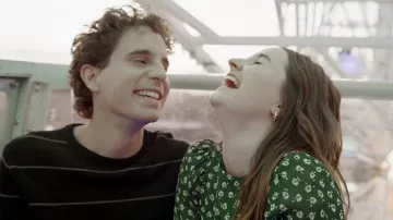Reformation Green floral dress worn by Zoe Murphy (Kaitlyn Dever) as seen in Dear Evan Hansen movie