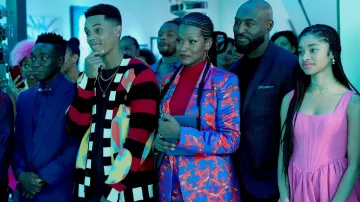 Veste Fred Perry Cardigan portée par Will Smith (Jabari Banks) dans la série télévisée Bel-Air (saison 2 épisode 5)