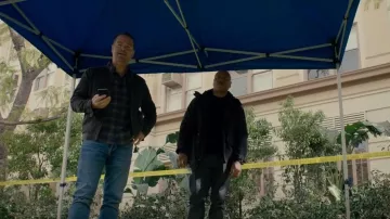 Rodd & Gunn The Jack Regular Fit Jacket porté par G. Callen (Chris O’Donnell) vu dans NCIS: Los Angeles (S14E16)