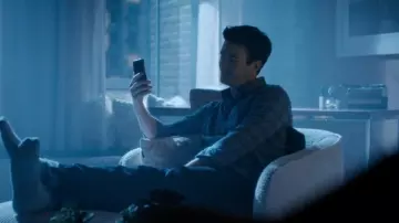 Faherty Movement Featherweight Twill in Blue Ash Plaid worn by Barry Allen (Grant Gustin) as seen in The Flash (S09E07)