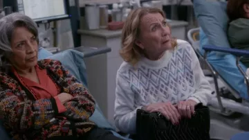 Coach Gathered Leather Kitt Carryall Tote usado por Maxine como se ve en Grey's Anatomy (S19E12)