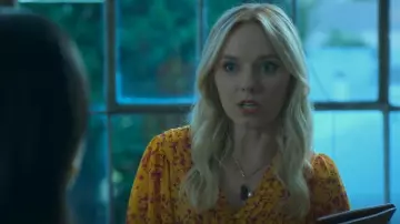 1.State Floral Print Tie Front Button-Down Top worn by Claire Badgely (Seri DeYoung) as seen in Good Trouble (S05E03)