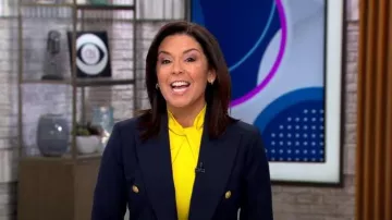 Banana Republic Captains Blazer worn by Meg Oliver as seen in CBS Mornings on March 30, 2023