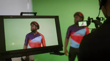 Siroko Cycling Suit worn by Kevin Hart as seen in Die Hart TV show (Season 2 Episode 1)