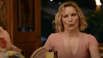 Dogeared Sister Love Necklace used by Juliet Higgins (Perdita Weeks) as seen in Magnum P.I. (S05E08)