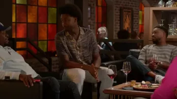 Allsaints Baikal Short Sleeve But­ton-Up Shirt worn by Noah Koles (Echo Kellum) as seen in Grand Crew (S02E05)