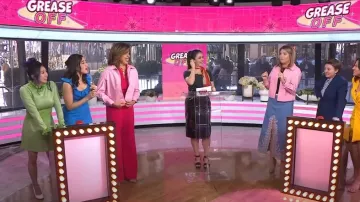 The Marc Jacobs The Pencil Skirt worn by Donna Farizan as seen in Today with Hoda & Jenna on  April 3, 2023