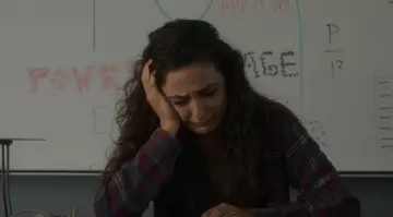 Madewell Flannel Shirt In Bainbridge Plaid worn by Amelia (Megan Smart) as seen in Class of '07 (S01E03)