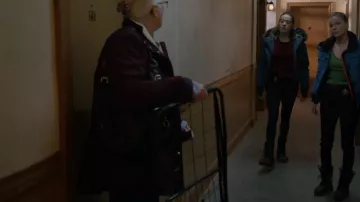 Bottes UGG Adirondack III portées par Hailey Upton (Tracy Spiridakos) vues dans Chicago P.D. (S10E18)